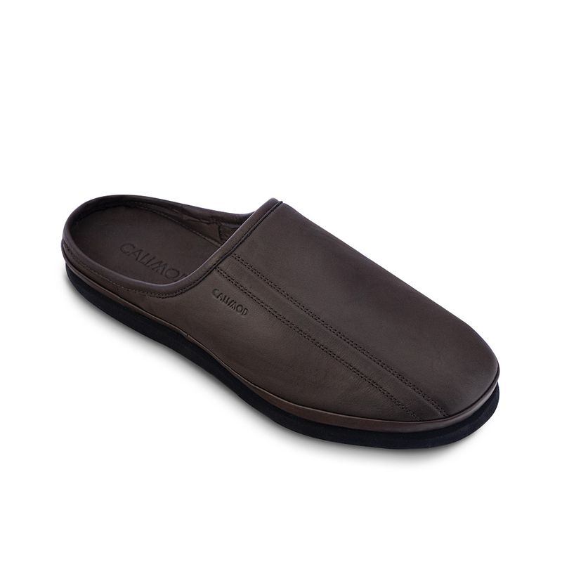 Pantufla-casual-de-cuero-suave-y-ligera-color-marron