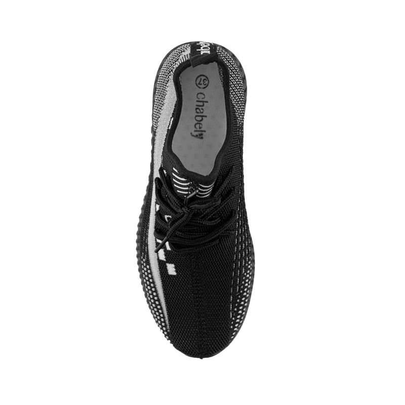 Zapatilla-deportiva-flyknit-con-capsula-en-la-planta-color-negro