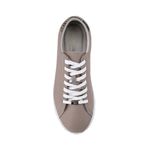 Zapatilla-de-cuero-y-estilo-urbano-color-oliva