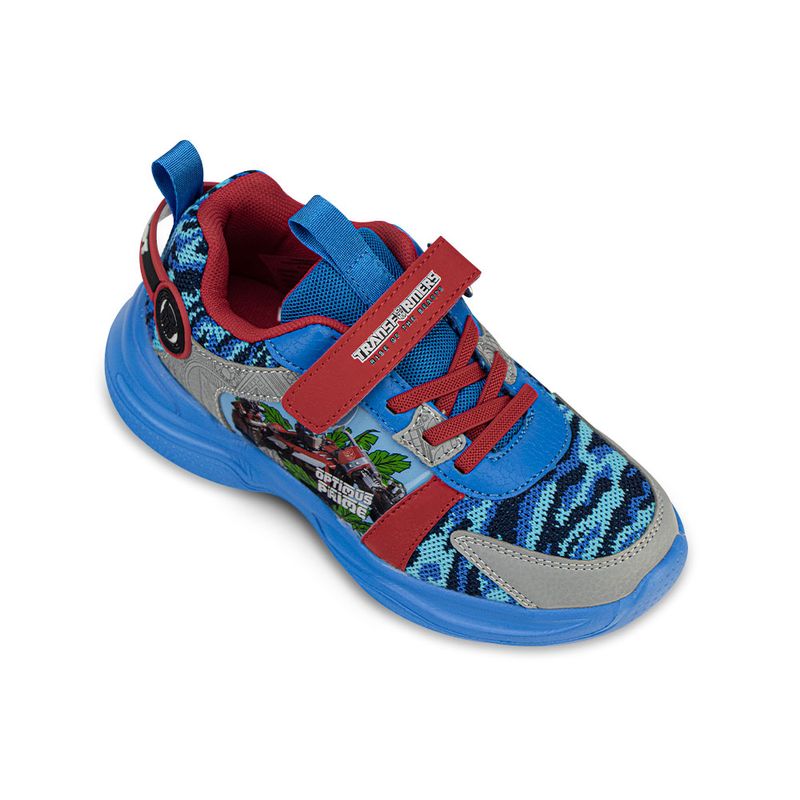 Zapatilla-urbana-con-parche-bidimensional-color-azul