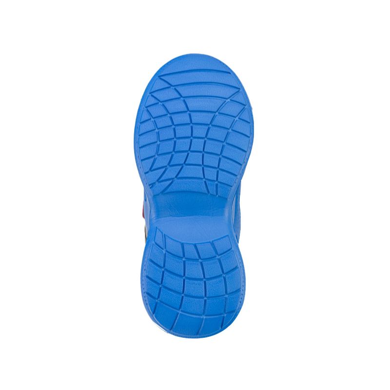 Zapatilla-urbana-con-parche-bidimensional-color-azul