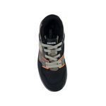 Zapatilla-casual-de-planta-ligera-color-negro