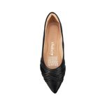 Balerina-casual-de-pu-con-punta-estileto-color-negro