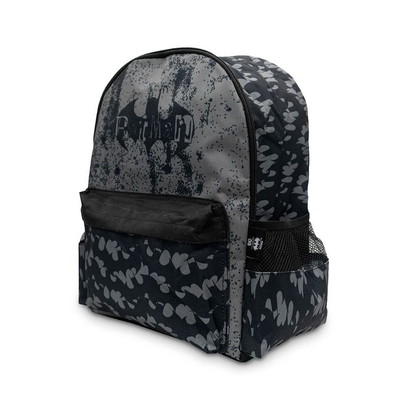 Mochila-con-print-tematico-color-negro