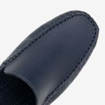Zapato-mocasin-de-cuero-con-planta-flexible-color-azul
