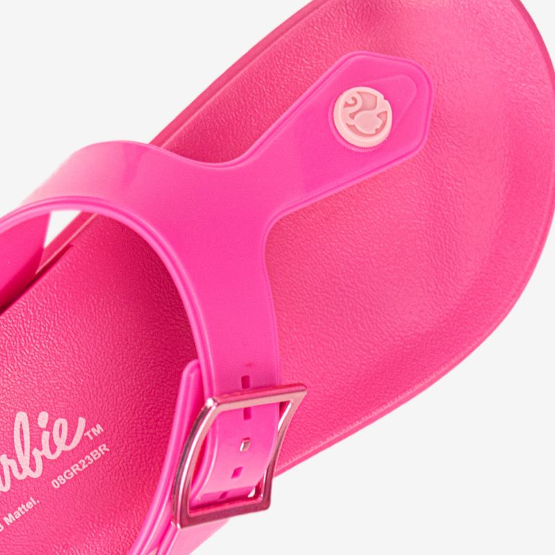 Sandalia-flip-flop-con-tiras-anchas-color-fucsia