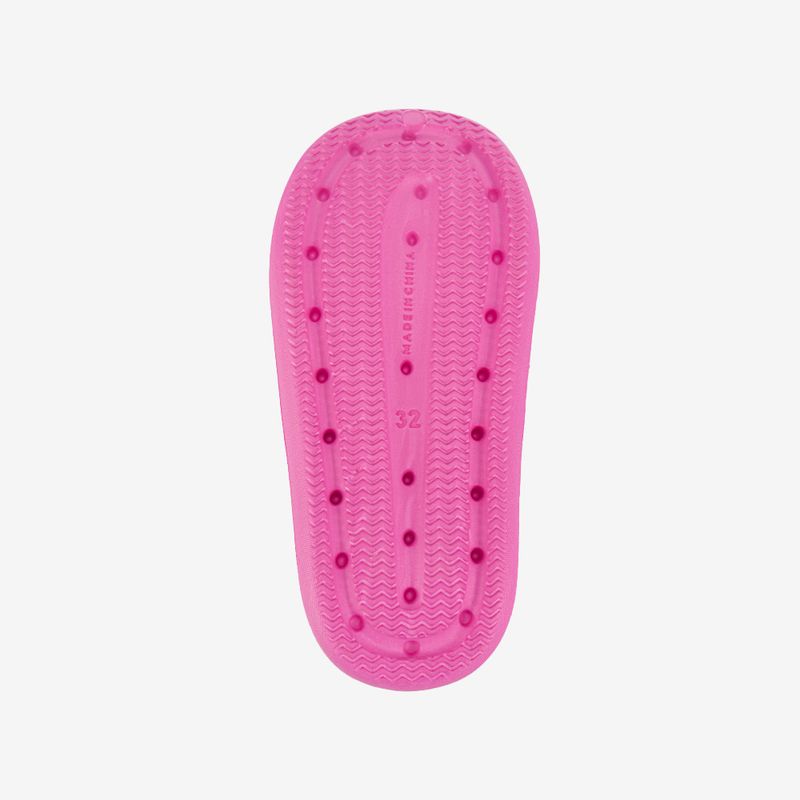 Sandalia-clogs-con-parche-pvc-de-personajes-color-fucsia