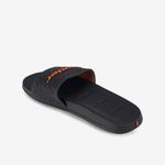 Sandalia-slider-con-planta-anatomica-color-negro-naranja