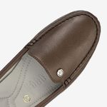 Mocasin-de-cuero-con-plantilla-memory-foam-color-tan