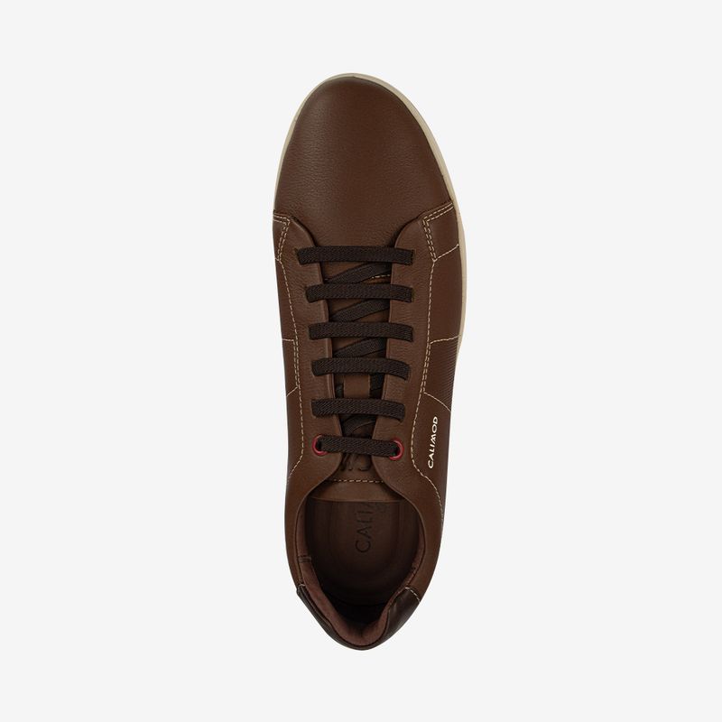 Zapatilla-urbana-con-pasadores-elasticos-color-tan