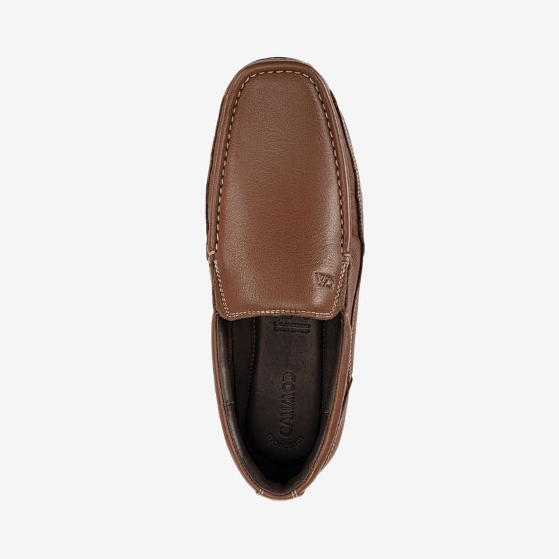 Zapato-casual-estilo-driver-con-almohadilla-memory-foam-para-caballero-color-cognac