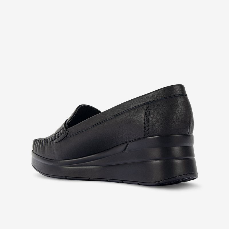 Mocasin-casual-de-cuero-con-planta-cuna-color-negro