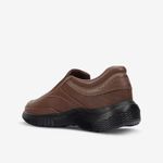 Zapato-casual-ultraligera-de-cuero-color-tan