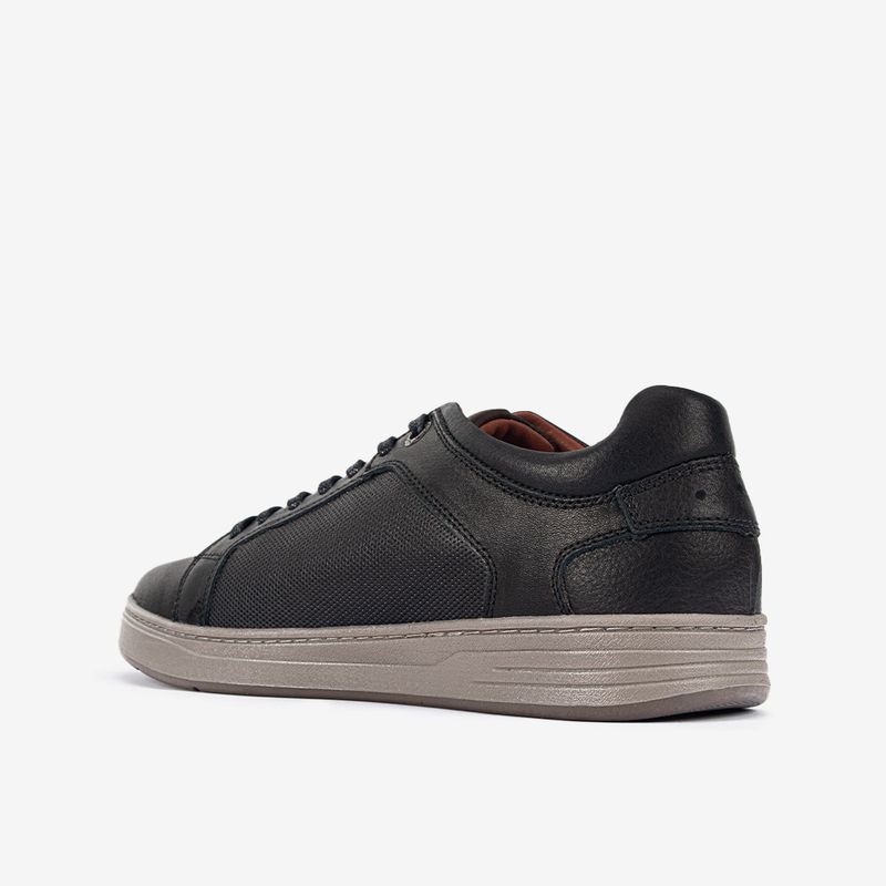 Zapatilla-urbana-cuero-peruano-caballero-color-negro