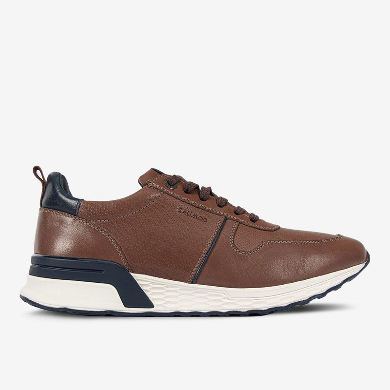 Zapatilla-urbana-ultralight-color-wisky