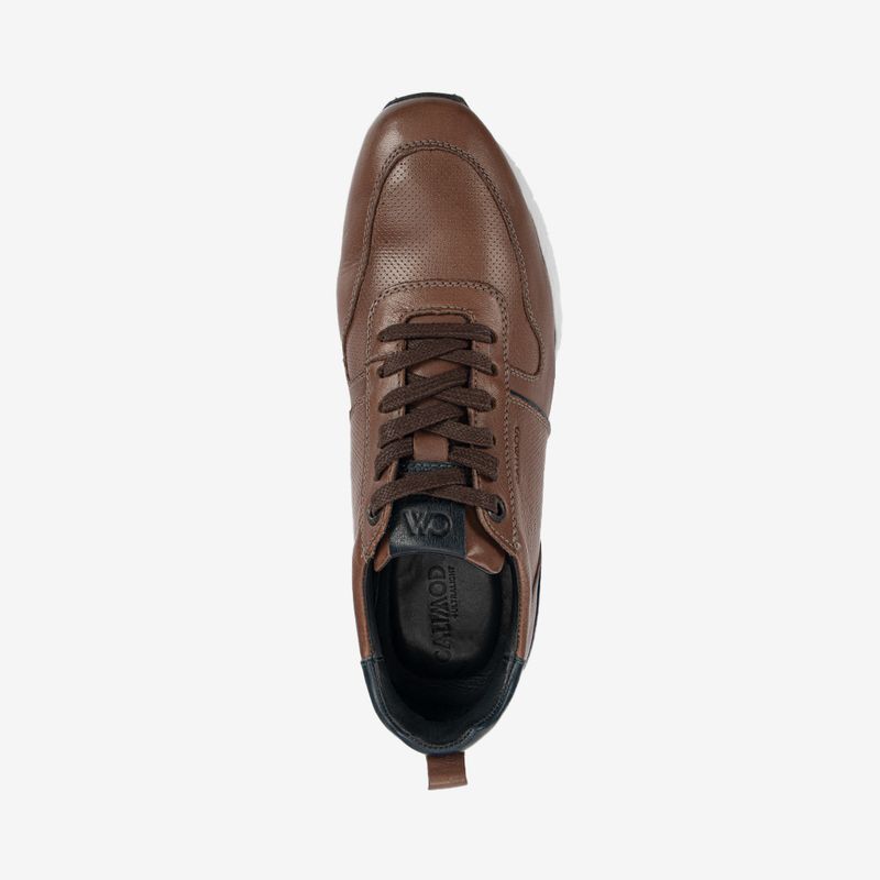 Zapatilla-urbana-ultralight-color-wisky