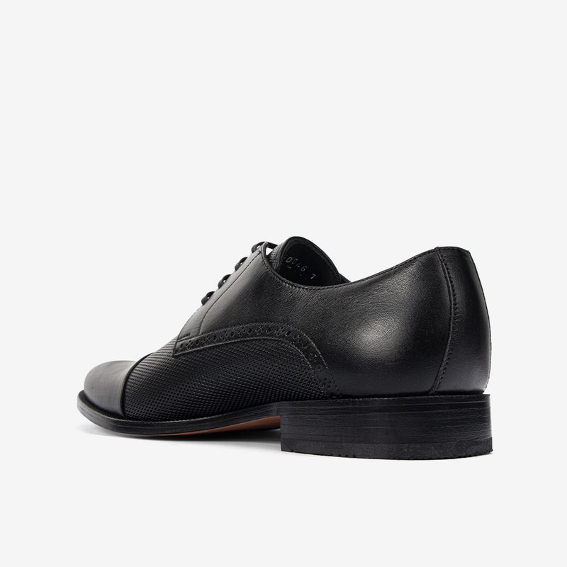 Zapato-de-vestir-de-cuero-premium-y-acabado-artesanal-color-negro