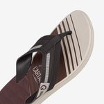 Sandallia-flip-flop-de-verano-con-planta-flexible-color-bordo-marron