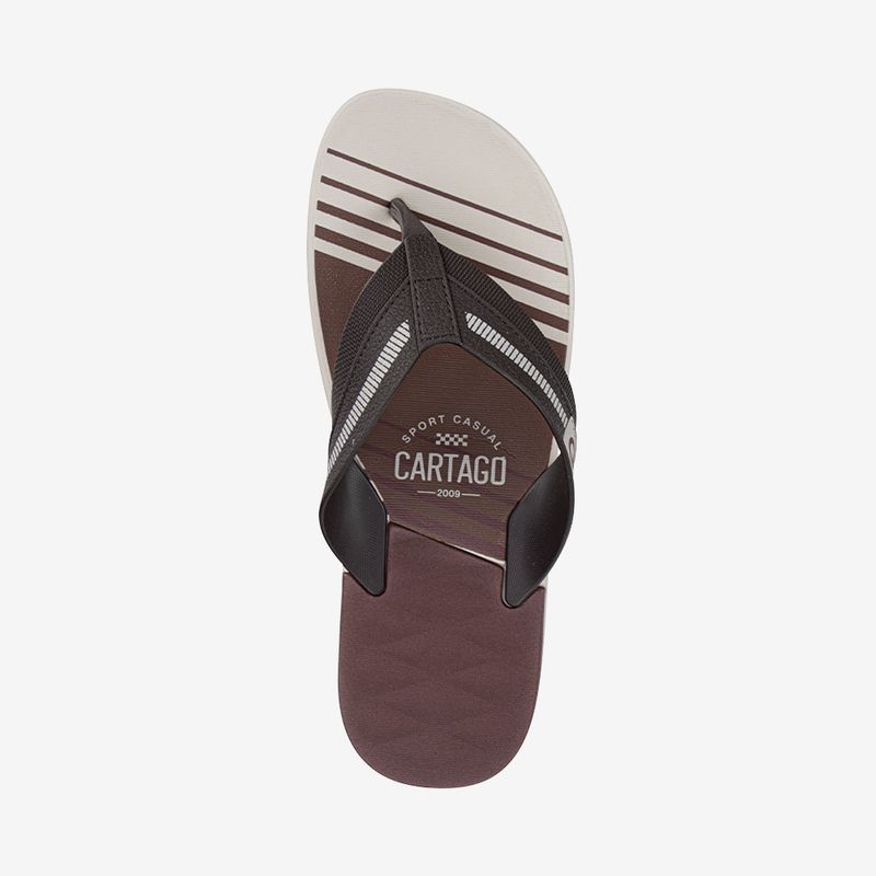 Sandallia-flip-flop-de-verano-con-planta-flexible-color-bordo-marron