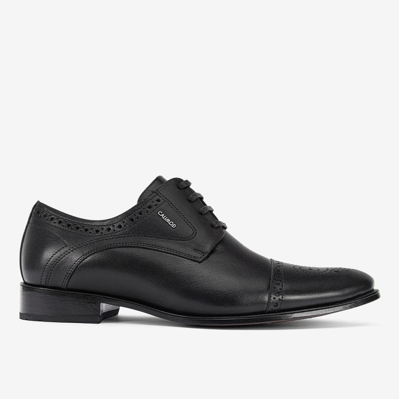 Zapato-de-vestir-elegante-y-estilizado-color-negro