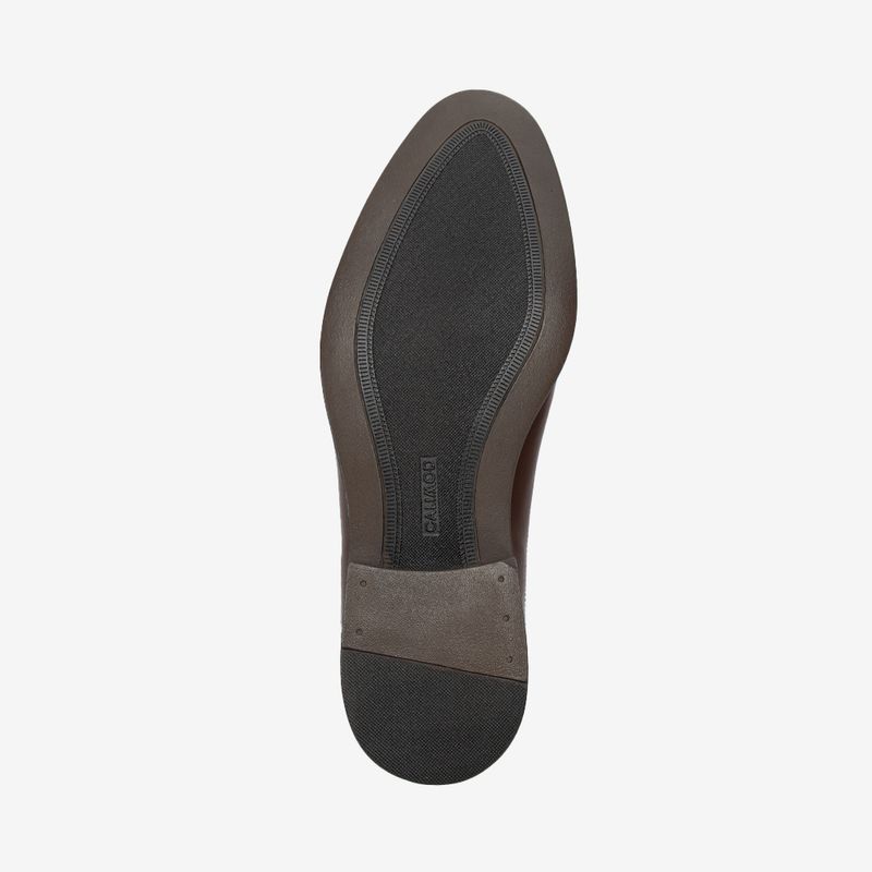 Zapato-de-vestir-de-cuero-con-planta-de-caucho-color-marron