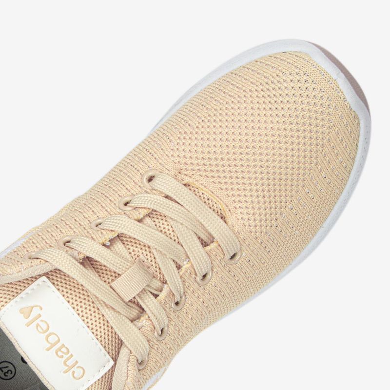 Zapatilla-flyknit-livianas-para-mujer-color-beige-blanco