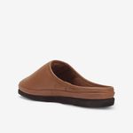 Pantufla-casual-de-suave-plantilla-color-cognac