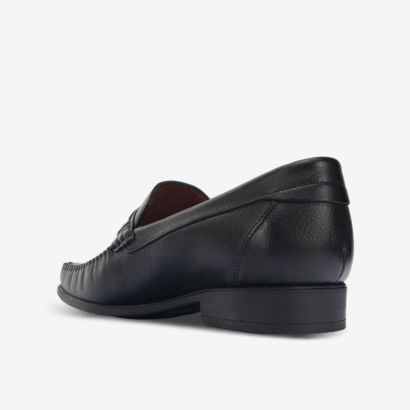 Mocasin-clasico-de-vestir-acolchado-color-negro