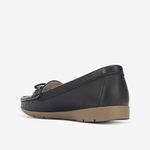 Mocasin-casual-de-cuero-suave-y-flexible-color-negro