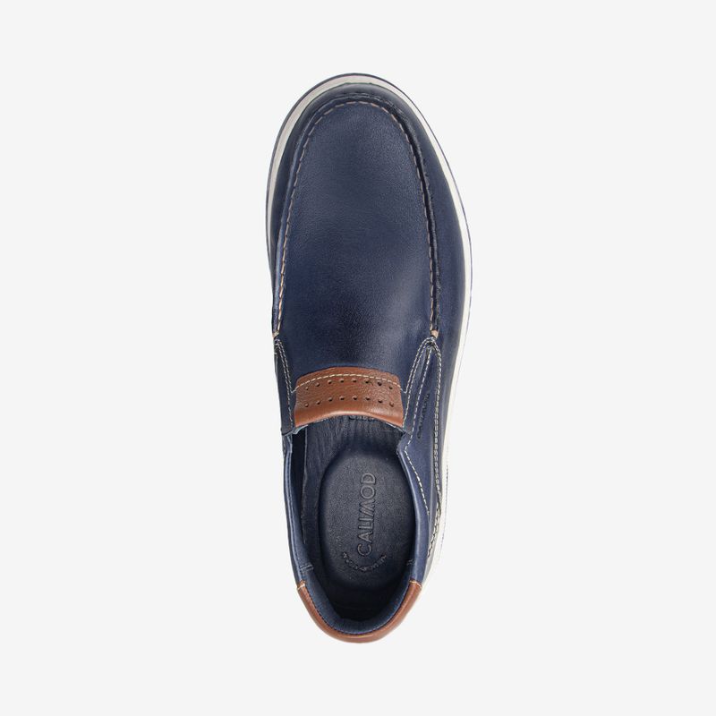 Zapato-mocasin-en-cuero-napa-color-azul