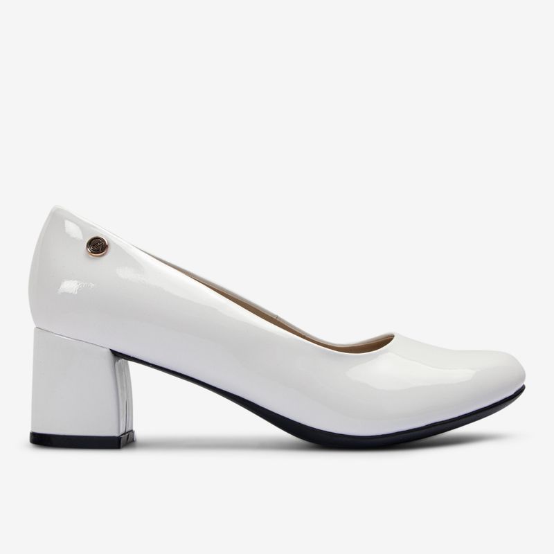 Zapato-de-vestir-de-cuero-charol-color-blanco