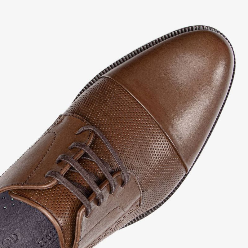 Zapato-de-vestir-de-cuero-premium-y-acabado-artesanal-color-taupe