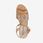 Sandalia-casual-con-plataforma-color-light-brown