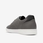 Zapatilla-urbana-de-cuero-mate-para-hombre-color-gris-lobo
