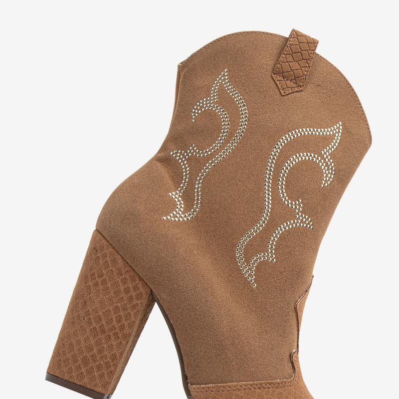 Botin-casual-estilo-texana-para-mujer-color-camel