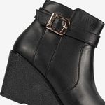 Botin-casual-con-taco-cuna-color-negro