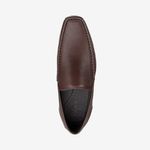 Zapato-de-vestir-estilo-mocasin-de-cuero-color-canela