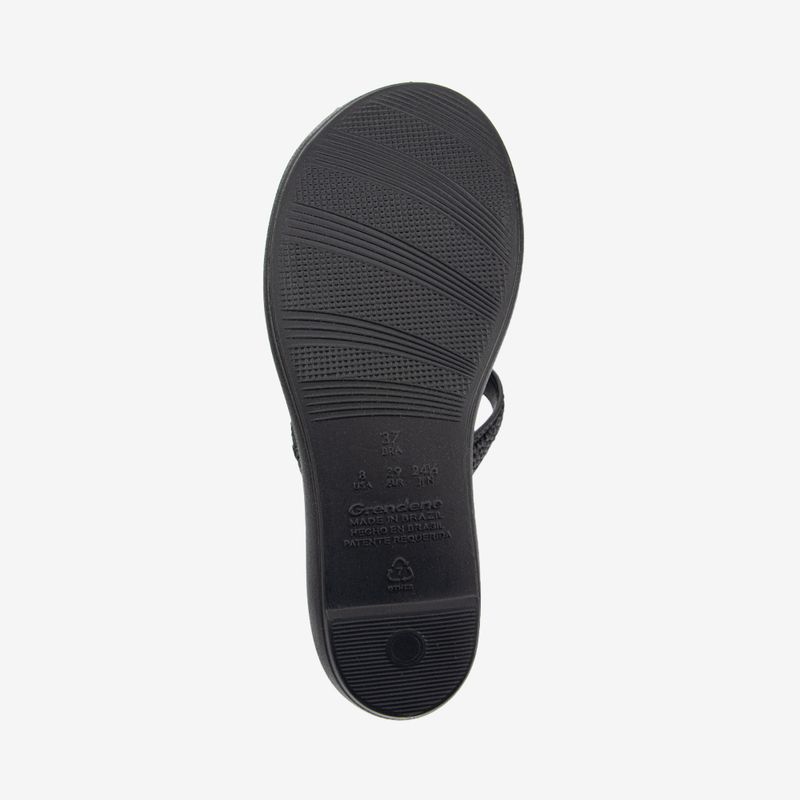 Sandalia-flip-flop-con-planta-flexible-color-negro