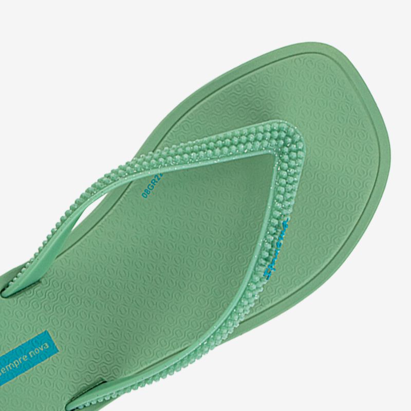 Sandalia-flip-flop-con-detalles-en-las-tiras-color-verde