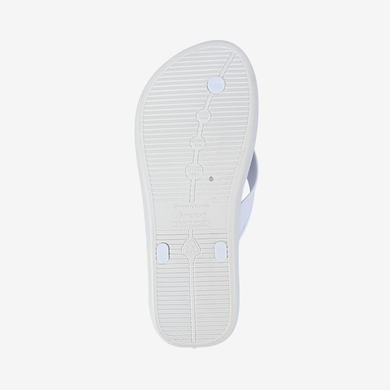 Sandalia-flip-flop-con-diseno-en-la-planta-color-blanco-azul