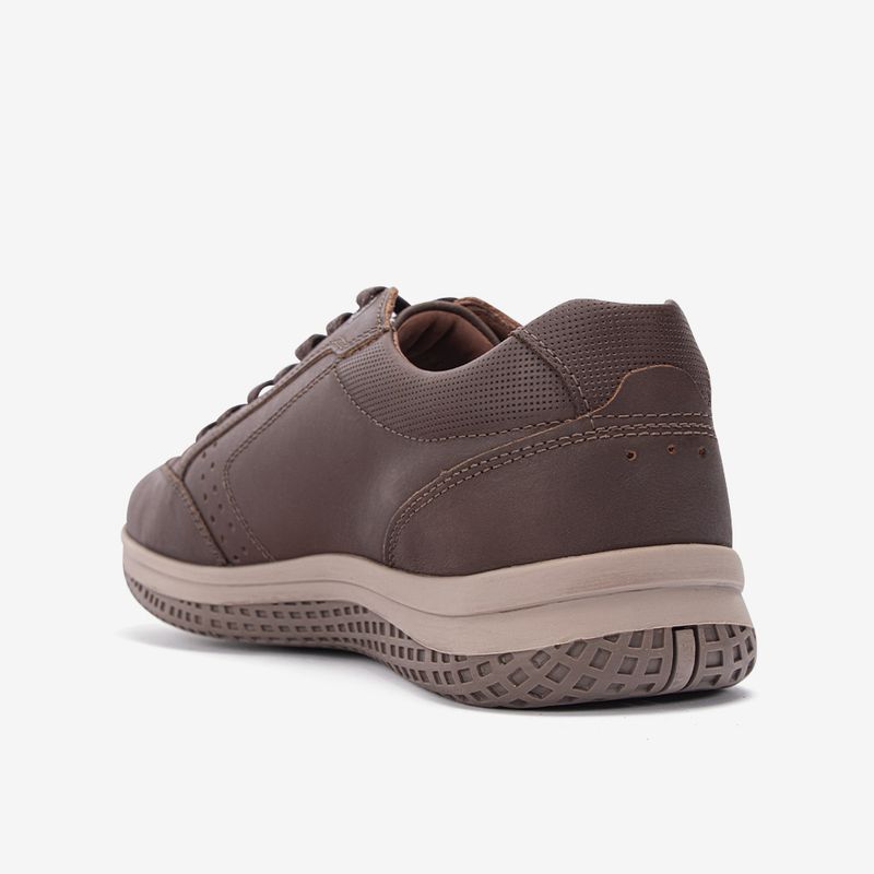 Zapatilla-de-cuero-con-planta-de-caucho-color-cognac