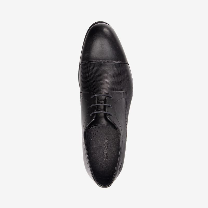 Zapato-de-vestir-de-cuero-con-planta-de-caucho-color-negro