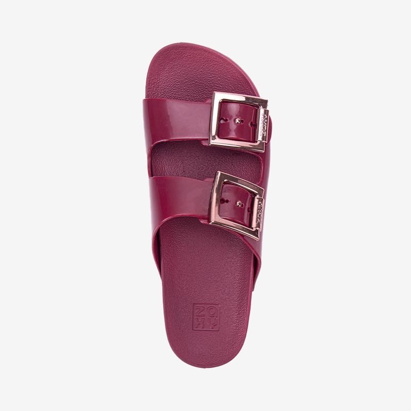 Sandalia-slider-para-mujer-con-planta-anatomica-color-bordo