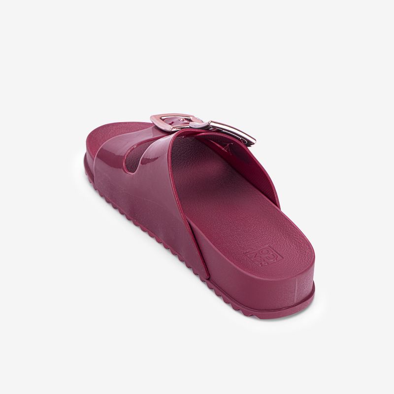 Sandalia-slider-para-mujer-con-planta-anatomica-color-bordo