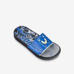 Sandalia-slider-flexible-y-ligera-color-negro-azul