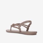 Sandalia-flats-estilo-tijera-para-mujer-color-gris-claro