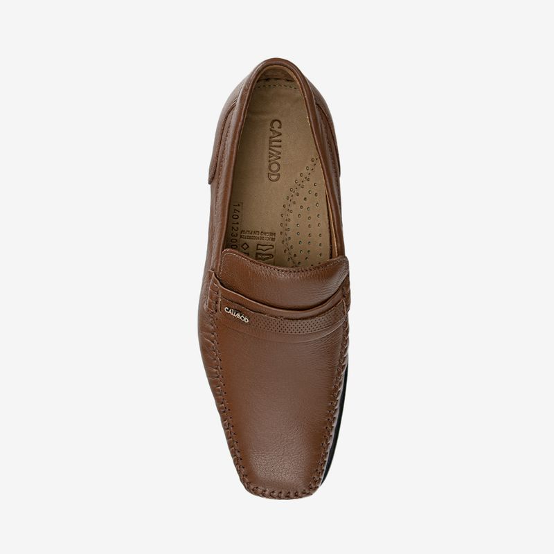 Zapato-mocasin-de-vestir-color-tan