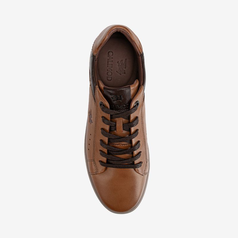 Zapatilla-de-cuero-con-planta-de-caucho-para-hombre-color-wisky