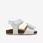 Sandalia-casual-estilo-flat-color-blanco