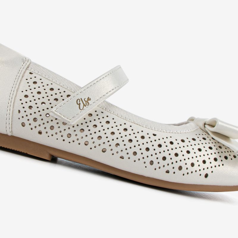 Zapato-de-vestir-estilo-balerina-color-blanco